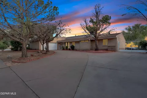 1617 Tommy Aaron Dr, El Paso, TX 79936