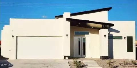 3232 Cascade Point Dr, El Paso, TX 79938