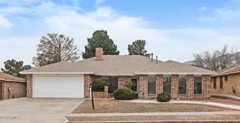 4356 Loma Hermosa Dr, El Paso, TX 79934