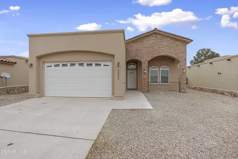 5822 Willet Dr, Santa Teresa, NM 88008