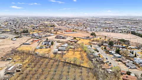View/Area - 8445 Roseway Dr, El Paso, TX 79907 photo 2 of 6