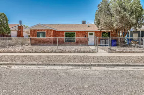 5040 Sierra Madre Dr, El Paso, TX 79904