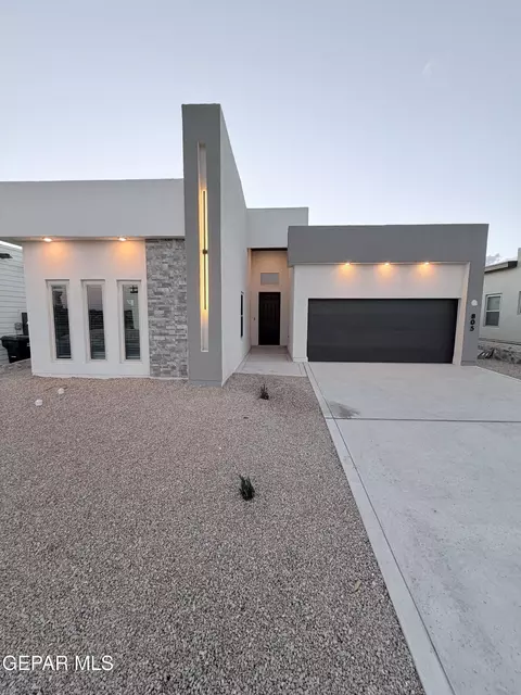 805 Fairford Pl, El Paso, TX 79928