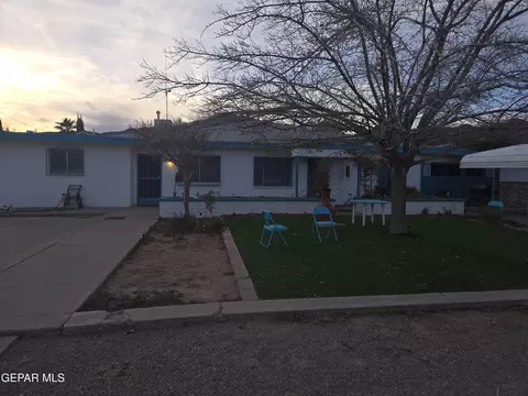 8811 Neptune St, El Paso, TX 79904