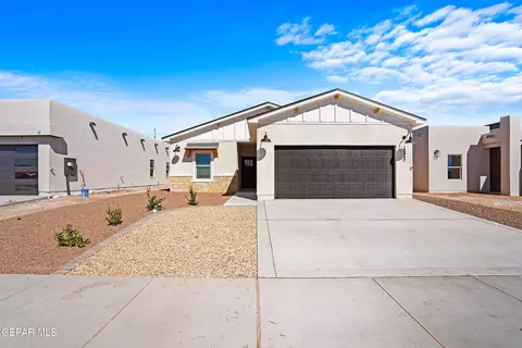 15049 Resolve Dr, El Paso, TX 79938