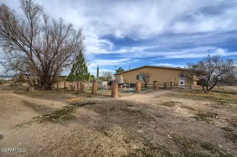Exterior - 261 Indian Head Rd, Tornillo, TX 79853 photo 7 of 8