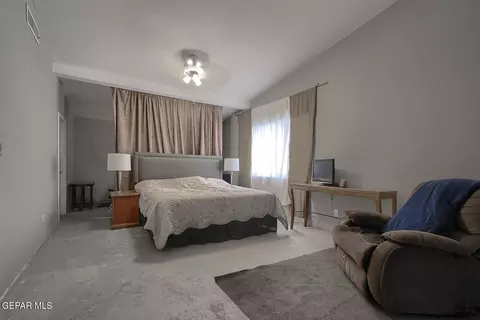 Bedroom - 261 Indian Head Rd, Tornillo, TX 79853 photo 1 of 10