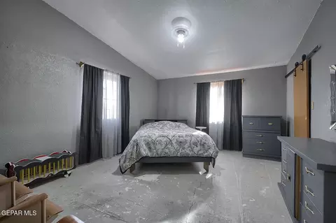 Bedroom - 261 Indian Head Rd, Tornillo, TX 79853 photo 4 of 10
