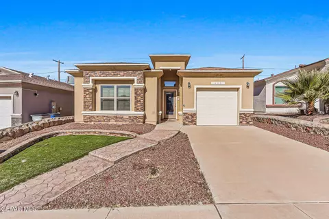 465 Prime Desert Dr, El Paso, TX 79932