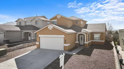 7540 Wolf Creek Dr, El Paso, TX 79911
