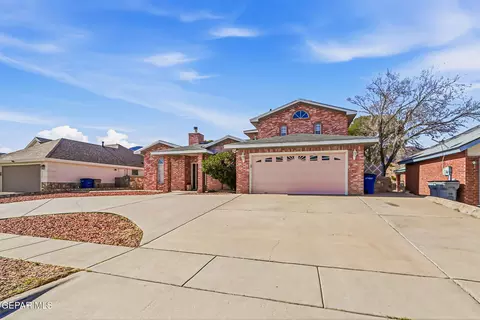 4133 Loma Rosada Dr, El Paso, TX 79934