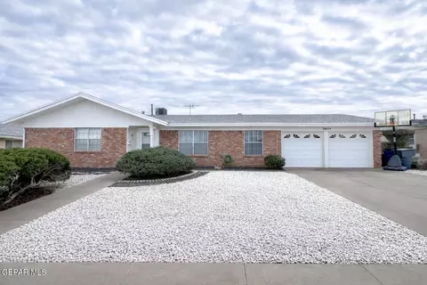 10624 Riverwood Dr, El Paso, TX 79935