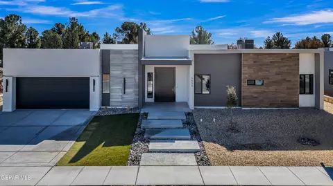 5656 Rio Bonito Cir, El Paso, TX 79932