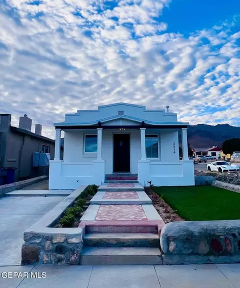 2319 Byron St, El Paso, TX 79930
