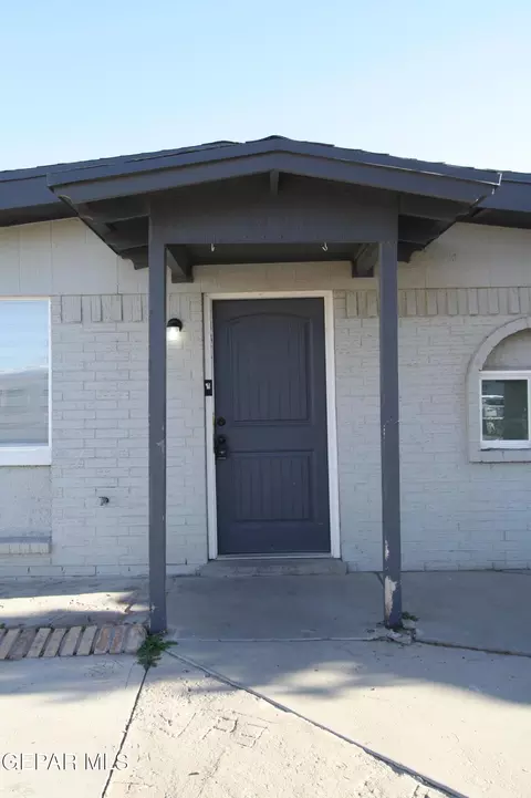 144 Marquita Ln, El Paso, TX 79915