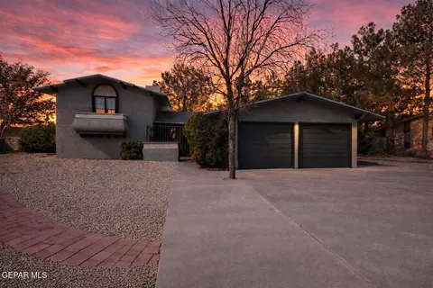 3313 Edgerock Dr, El Paso, TX 79935