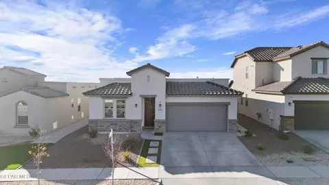 245 Farnborough St, El Paso, TX 79928