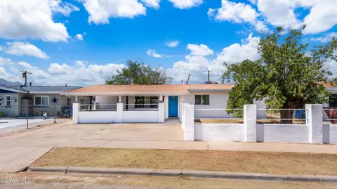 5709 Macon Ln, El Paso, TX 79924