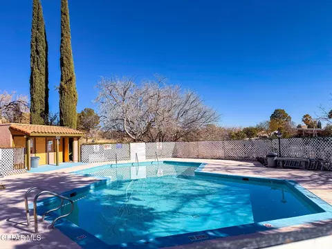 1644 Lomaland Dr #151, El Paso, TX 79935