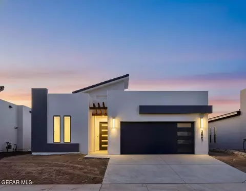 3861 Perspective St, El Paso, TX 79938