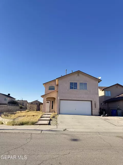 11901 Mesquite Rock Dr, El Paso, TX 79934