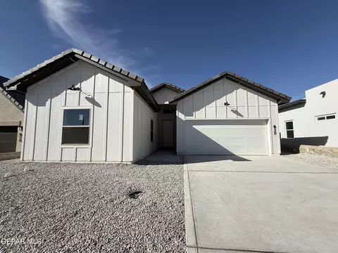 817 Fairford Pl, El Paso, TX 79928