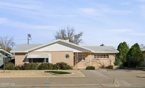 1512 Meadowview Dr, El Paso, TX 79925