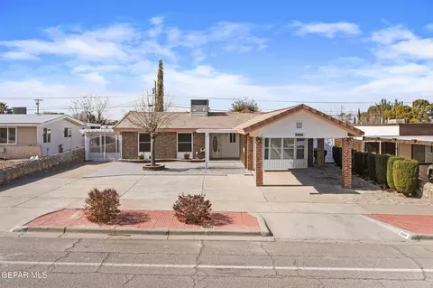 2205 Villa Plata Dr, El Paso, TX 79935