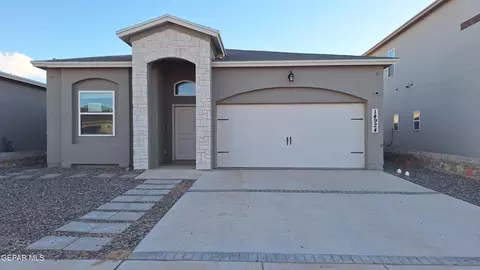 14924 William Meshel Dr, El Paso, TX 79938