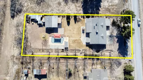 1602 Waterfront St, Anthony, NM 88021