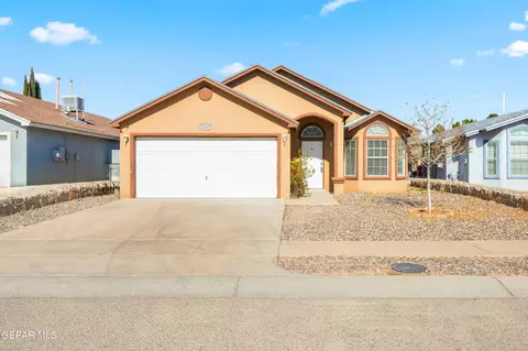 12369 Tierra Apache Dr, El Paso, TX 79938