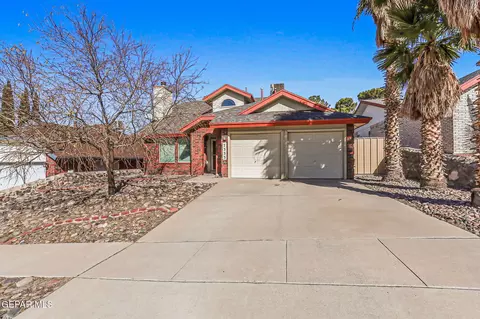 7333 Canyon Run Dr, El Paso, TX 79912