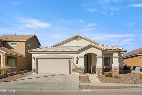 7755 Enchanted Path Dr, El Paso, TX 79911