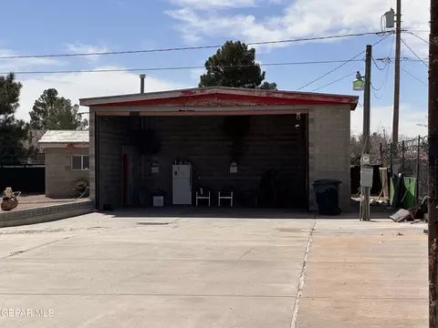 14950 Mule Deer Dr, El Paso, TX 79938