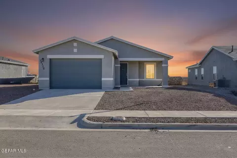 14316 Paraiso Dr, Horizon City, TX 79928