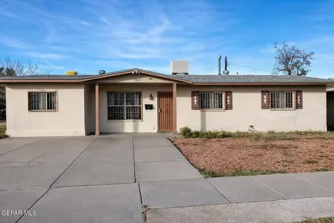 5901 Simpia Dr, El Paso, TX 79905