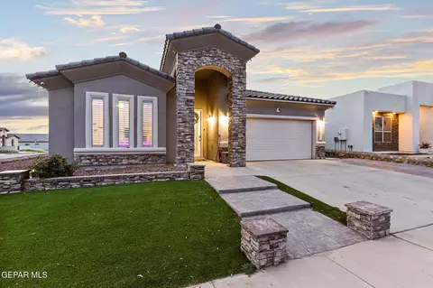 901 Felton Pl, El Paso, TX 79928