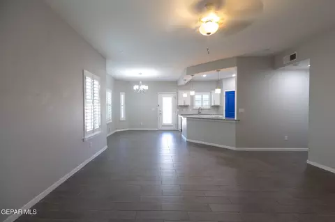Living - 942 Earthstar Pl, El Paso, TX 79928 photo 3 of 4