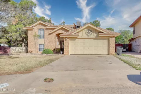 395 Medill Pl, Horizon City, TX 79928