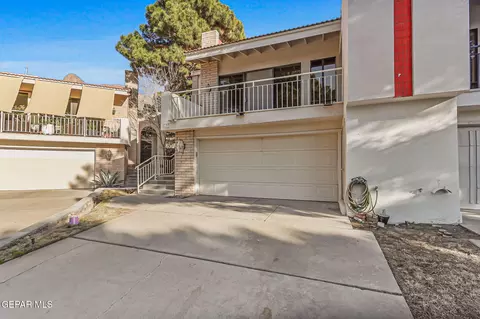5737 Mira Grande Dr, El Paso, TX 79912