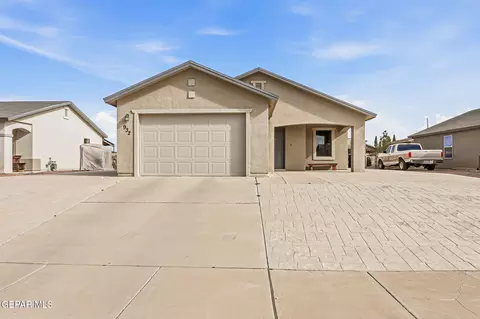 932 Soloma Pl, El Paso, TX 79928