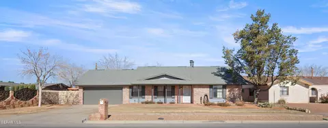 2021 Oceanside Dr, El Paso, TX 79936