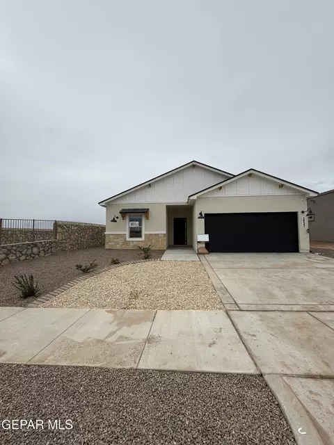 3933 Peak Pl, El Paso, TX 79938