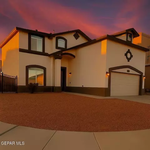 401 Everlook Ln, Horizon City, TX 79928