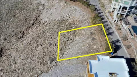 11 Apache Crest Dr, El Paso, TX 79902 photo 8