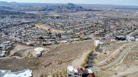 13 Apache Crest Dr, El Paso, TX 79902 photo 9