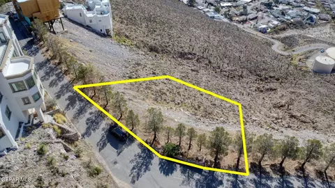13 Apache Crest Dr, El Paso, TX 79902 photo 12
