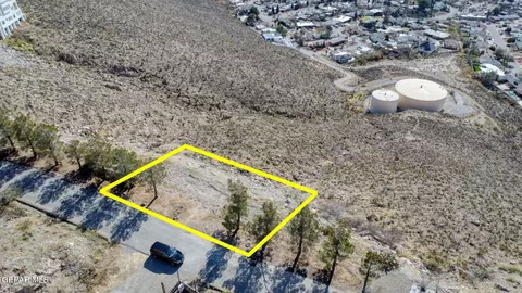 19 Hidden Hills Dr, El Paso, TX 79902