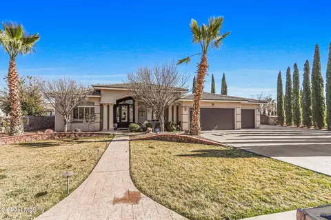 312 Desert Garden Dr, Santa Teresa, NM 88008