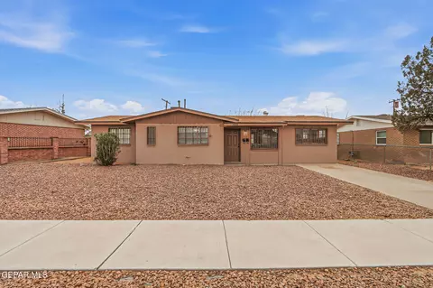 5708 Lexington Dr, El Paso, TX 79924
